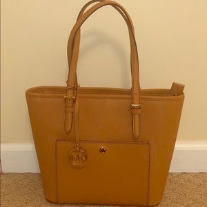 Didn’t carry very often! Great shape!